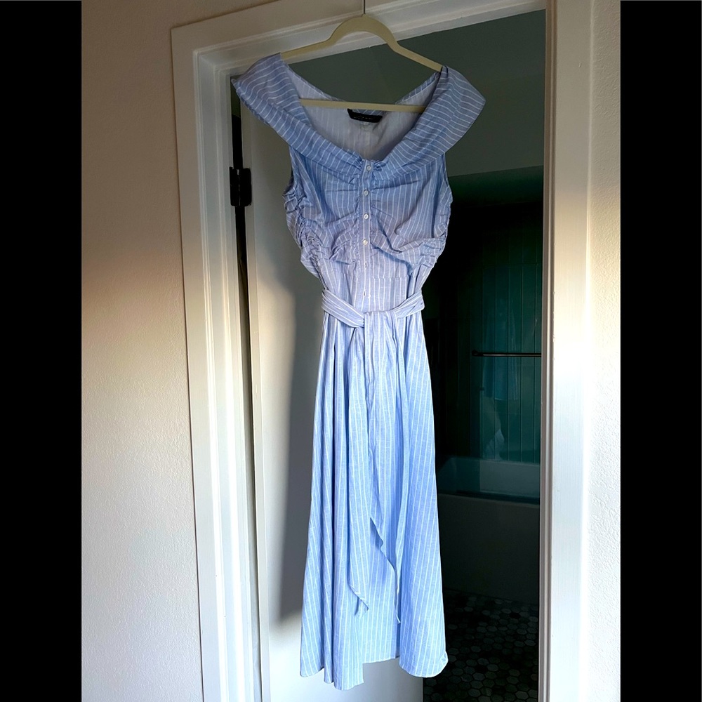 🔥Zara Midi dress medium nwot
